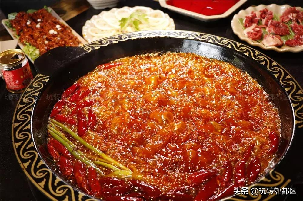 郫都区地道老火锅,吃完四川火锅感受