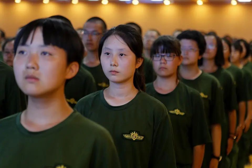 为什么叫四中全会,为什么郑州四中叫教育集团