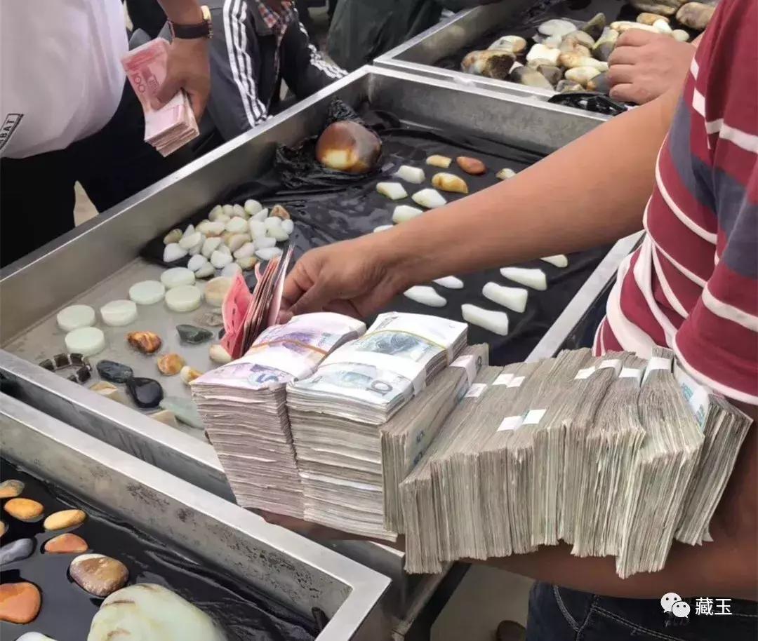 十年后，这位和田玉玩家...