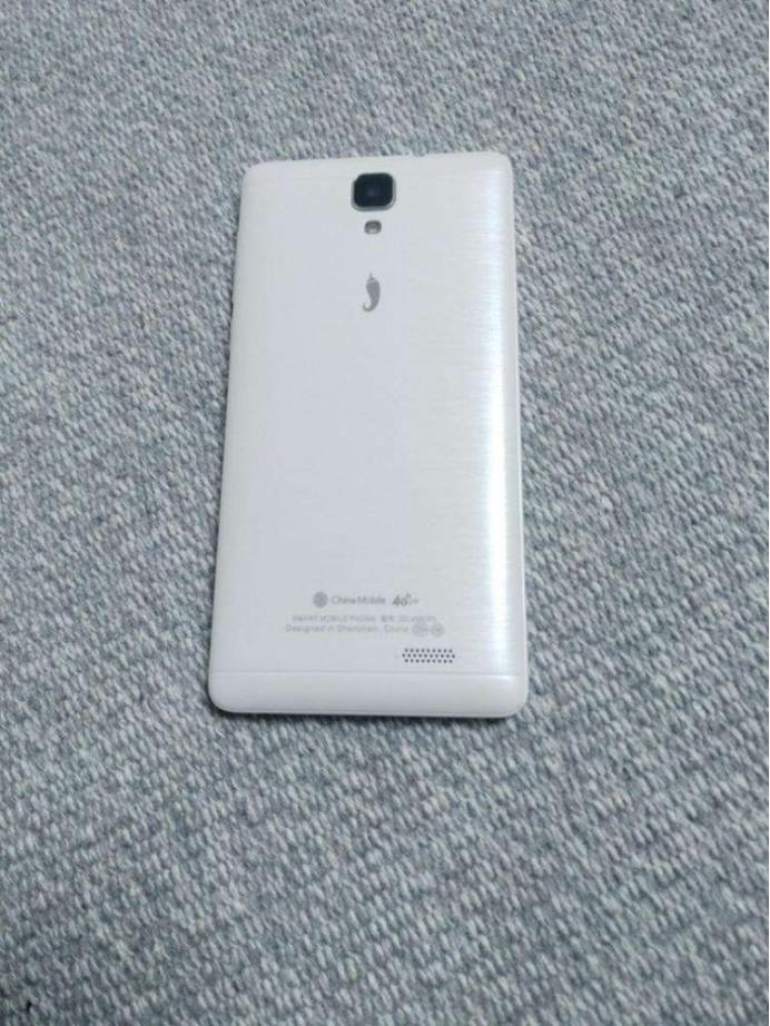 你还记得这款革命性的手机吗,你们还记得以前的老年机吗