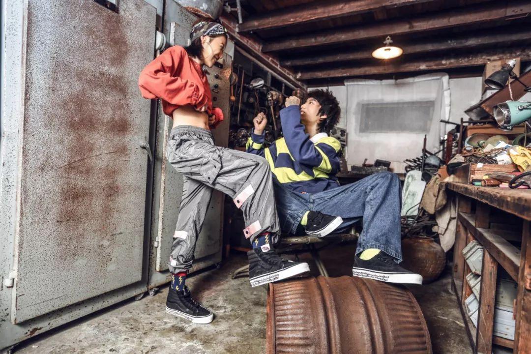 国潮vans和美国vans,vans联名国潮