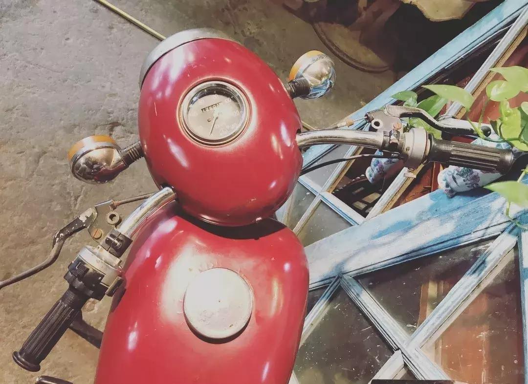 最老款的经典幸福250摩托车,那些年我们一起追过的汽车