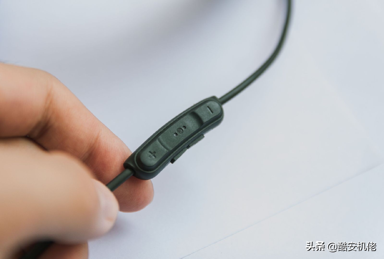 降噪耳机boseqc30测评,boseqc20降噪评测