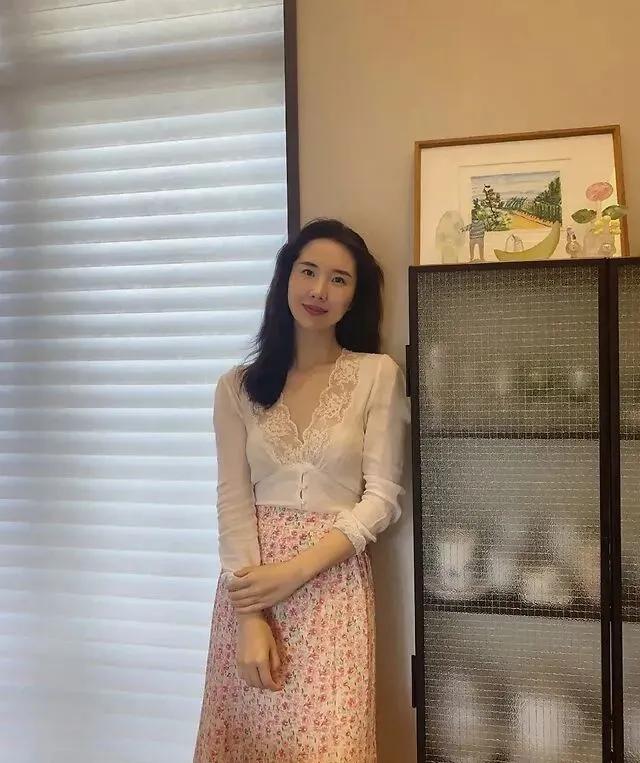 张大奕为什么被称为大陆第一网红,网红张大奕品牌