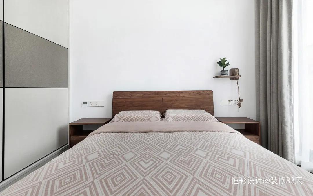 明清家具在现代家庭摆放,原木色古代家具摆放