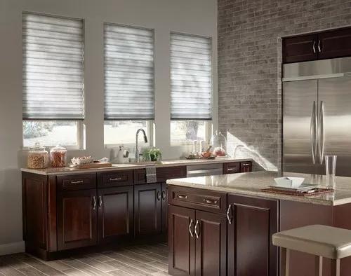 房子窗饰设计,设计师房间装饰材料