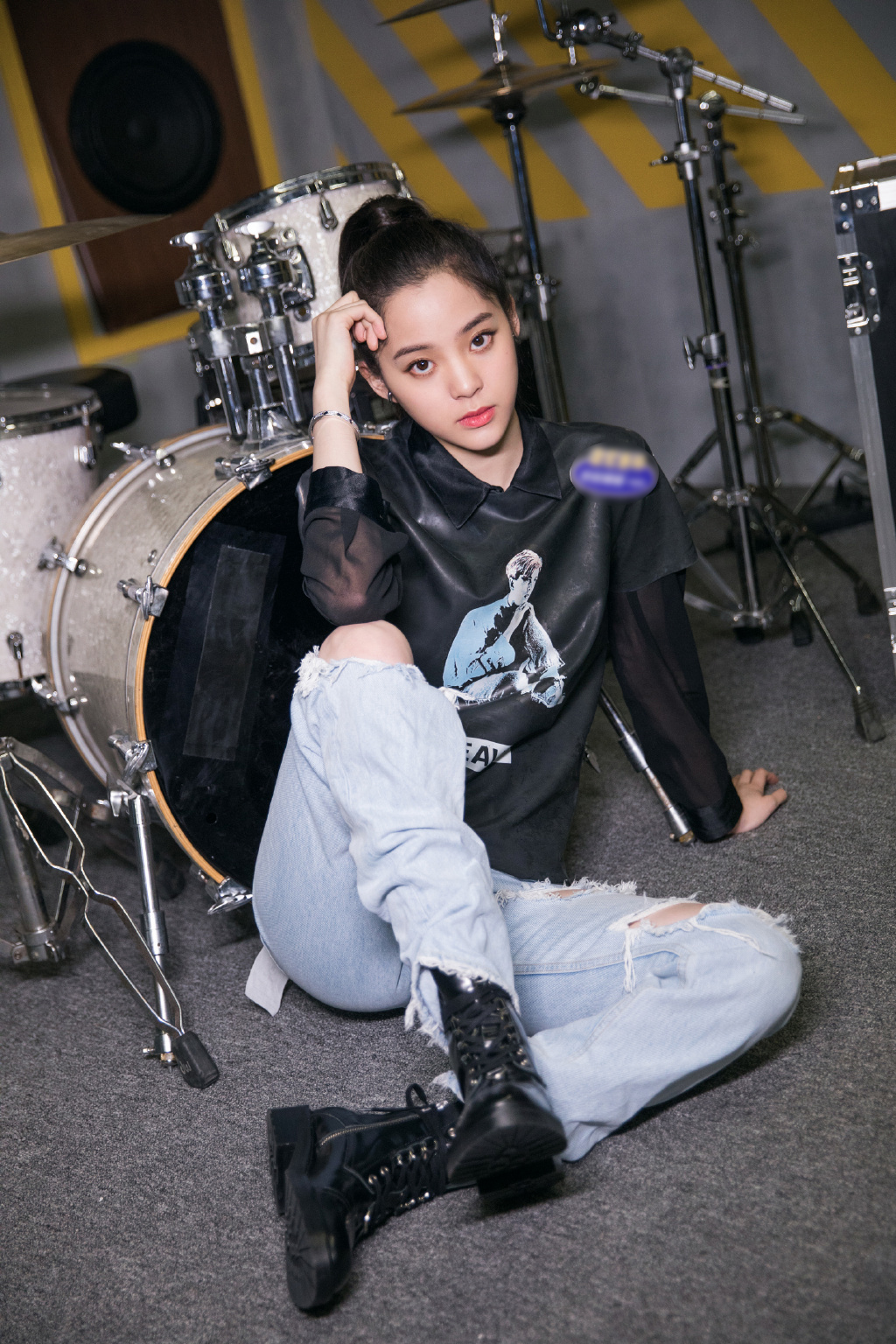 欧阳娜娜夏日清凉穿搭,欧阳娜娜夏季t恤