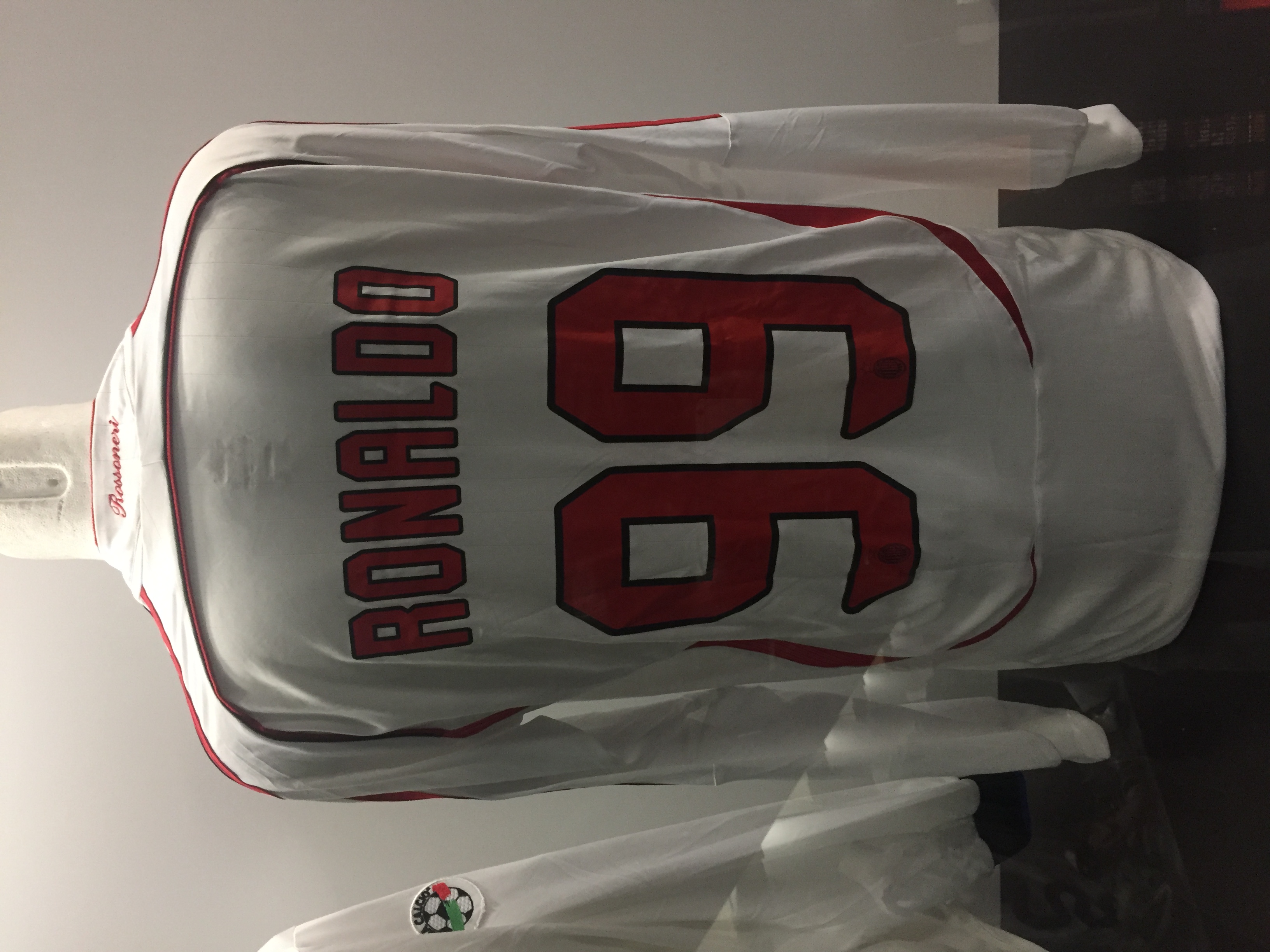 圣西罗战歌,九圣唱粤语歌