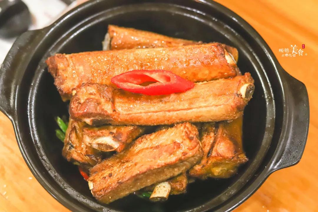 10张桌子的餐饮店,10张桌子串串店