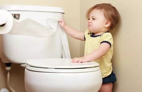 熊孩子一言不合就生气,熊孩子一言不合就躺下