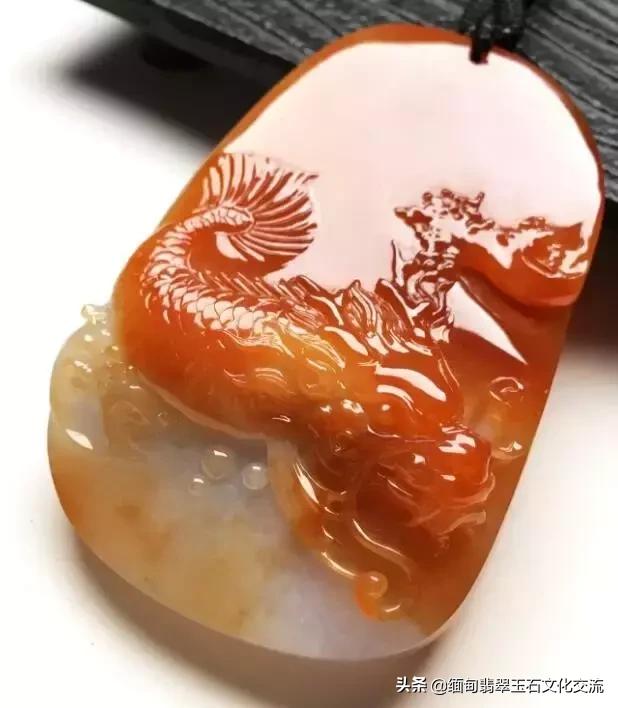 翡翠雕刻房子造型寓意,翡翠雕刻蚂蚁和虫子寓意