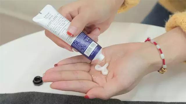 打底裤穿两次起球,打底裤起球用什么东西