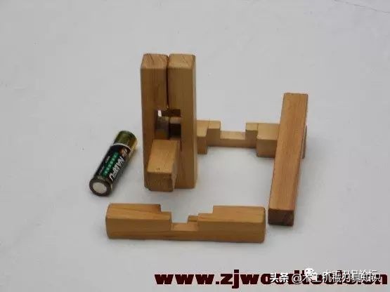 鲁班锁十角图解,鲁班锁三根拼法