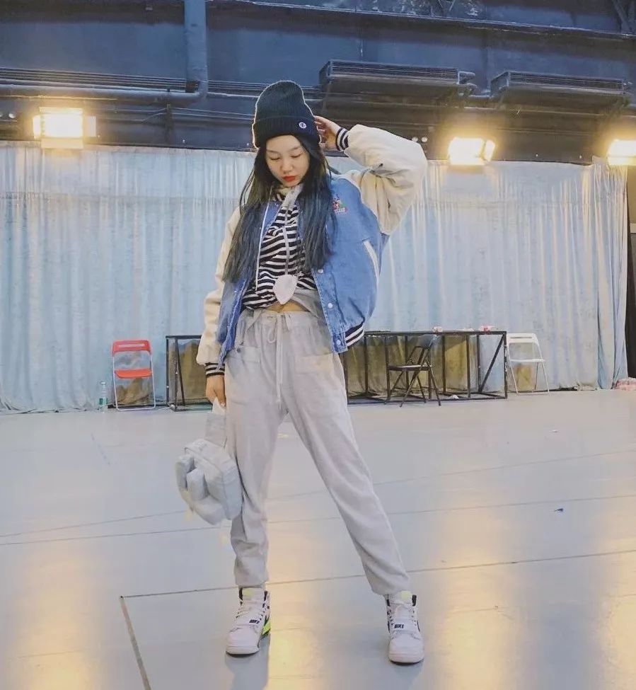 卫衣千万别瞎穿！这50件时髦又显瘦