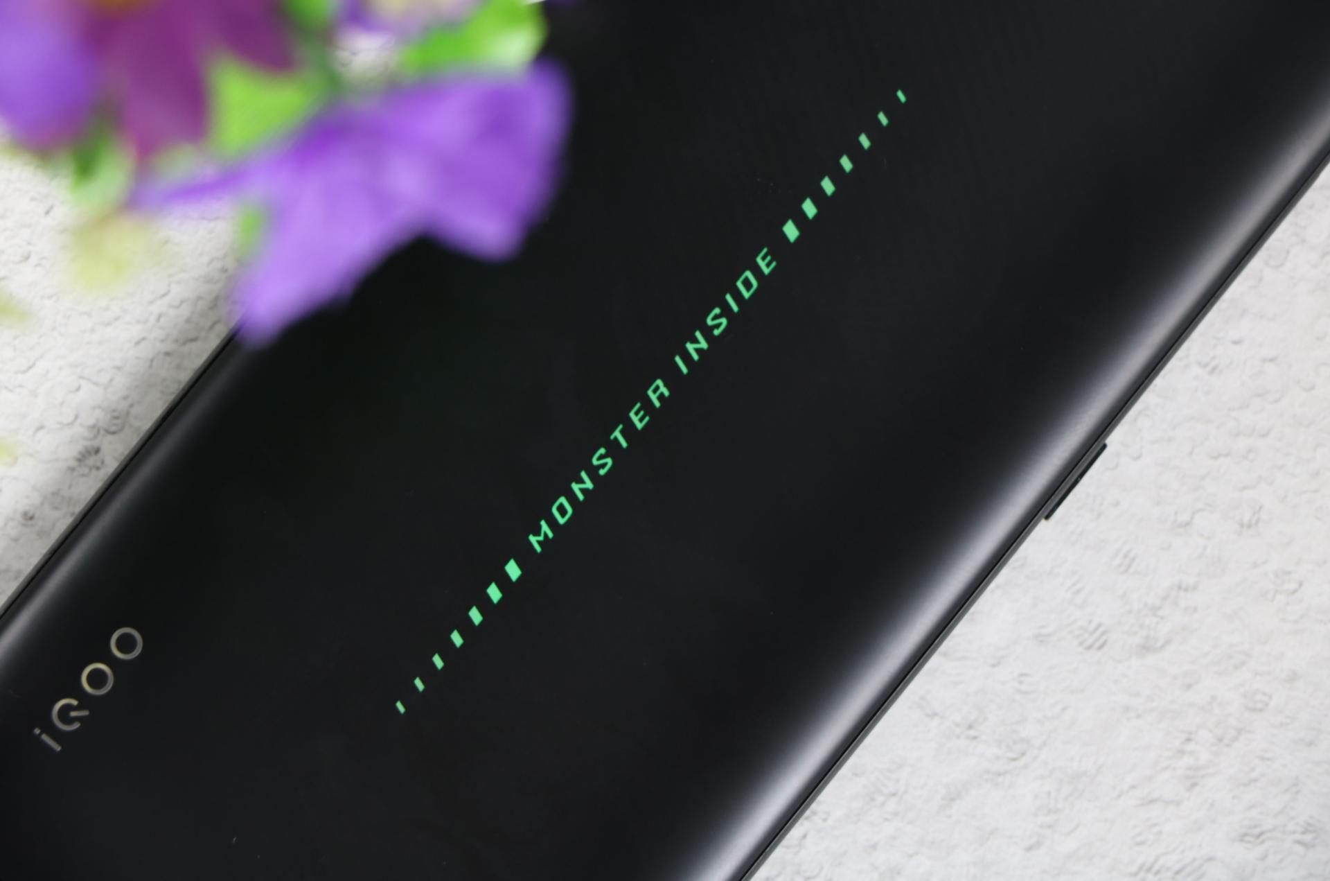 玩机报告iqooneo5上手实测,iqoo一代手机游戏测评