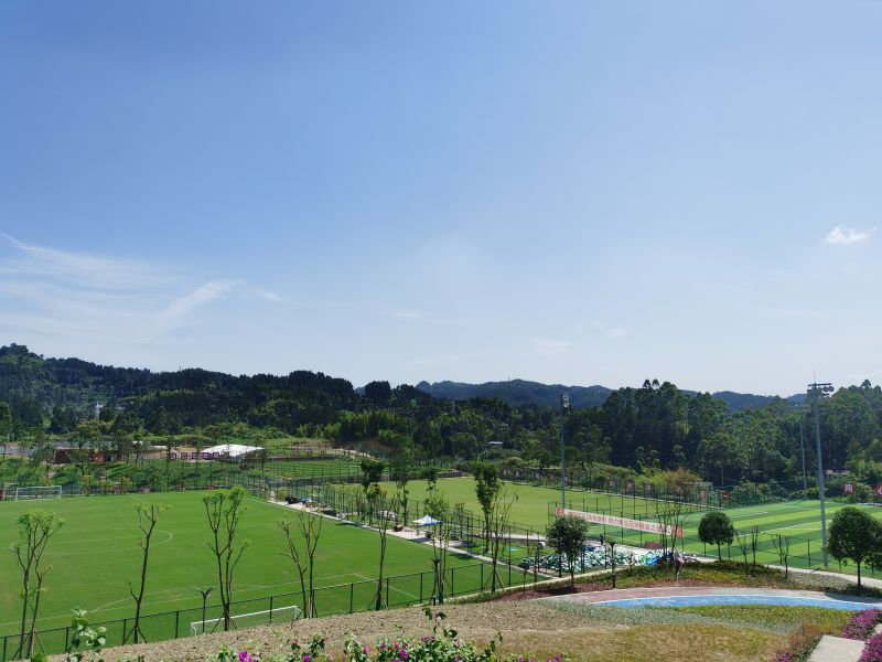 西南“钢铁侠”的文旅和科幻之旅百年川威从“重”变“轻”