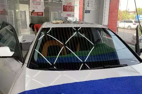 4s店贴膜要送的还是要加钱的,4s店送的原厂贴膜到底好不好