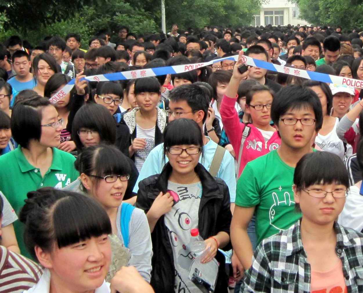 大专两年制和三年制学历一样吗,三年制大专和五年制大专学历区别