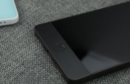 圆滑当道的锐利异类，坚果Pro上手体验——不错的备用机