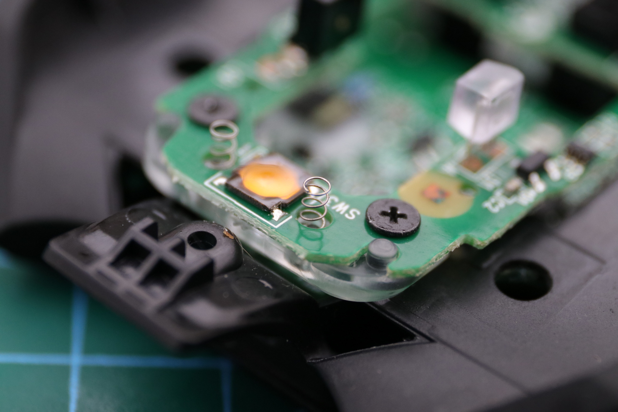 罗技g903电竞游戏双模无线鼠标,罗技g903鼠标坏了怎么自己维修