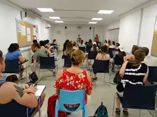 “欧洲*院妓**”西班牙，卖淫合法，如今成为全球跨国人口的贩卖中心