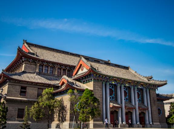 中原第一所现代大学:坐落于八朝古都,近60万人选择报考!