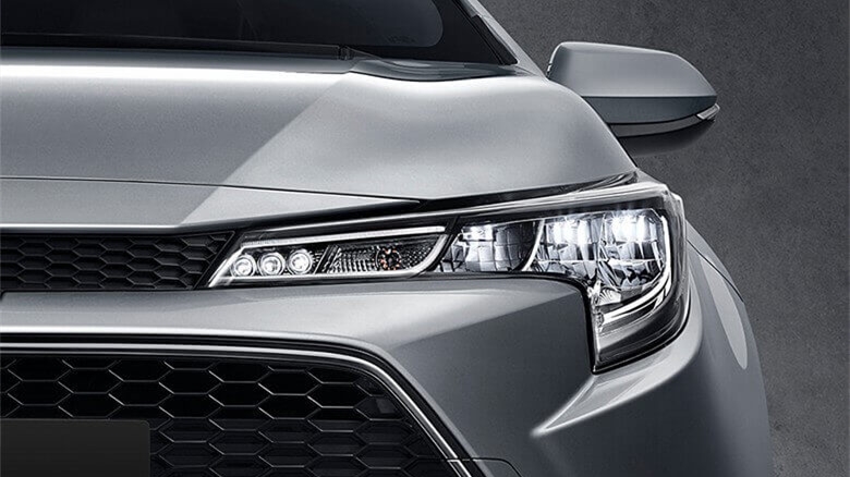 雷凌的led灯,雷凌led日行灯和卤素大灯