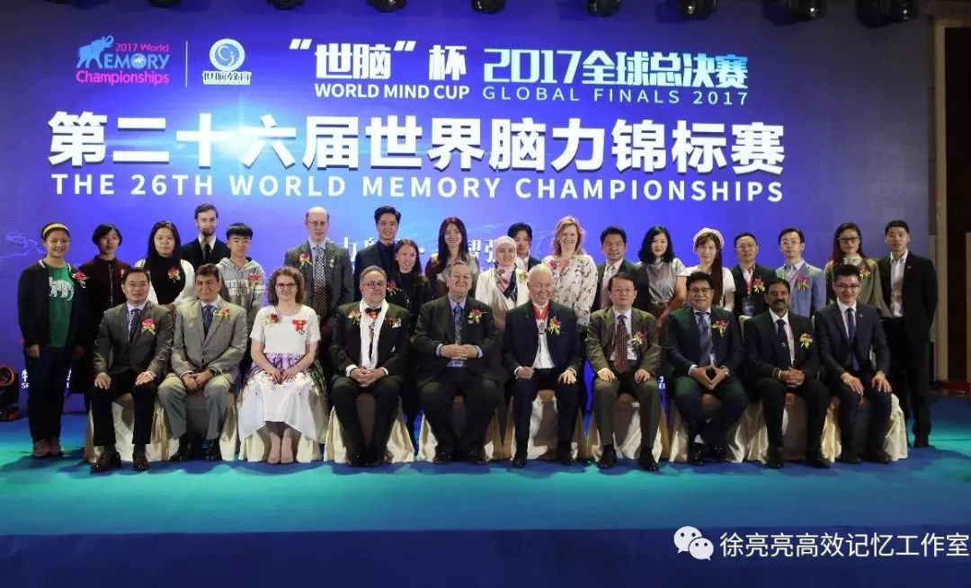 如何记一副扑克,怎么能记住一副扑克