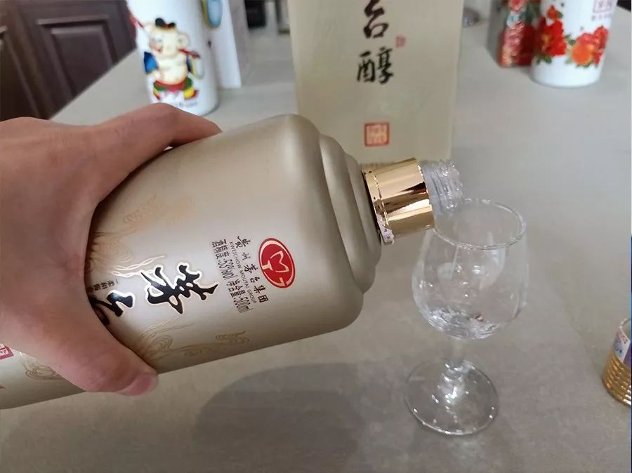 茅台醇酒值得买吗,茅台醇酒百年辉煌鉴赏