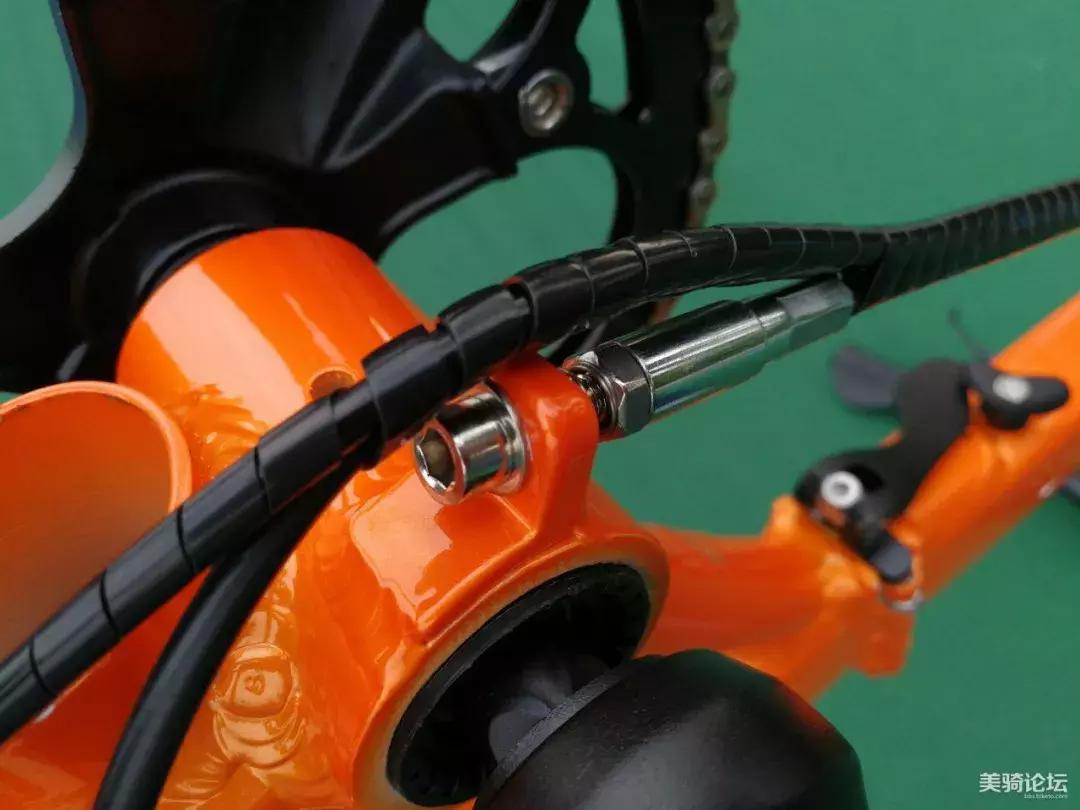 大行d82015纪念版和2022款区别,大行d8评测视频