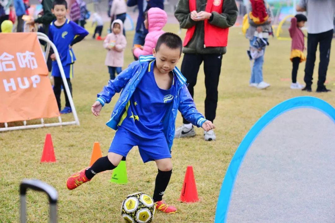 2019哈咘哈咘“小足球开启大梦想”福州市亲子嘉年华活动成功举办