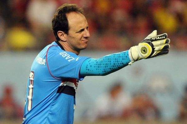 世界足坛8大顶级门将，第一没有争议，其他人7你可认同？