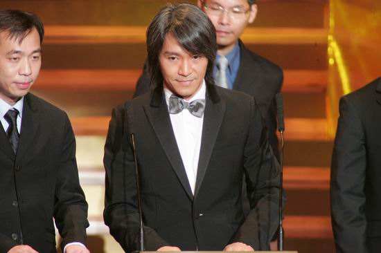 为什么周星驰的功夫是经典,为什么周星驰是武学奇才