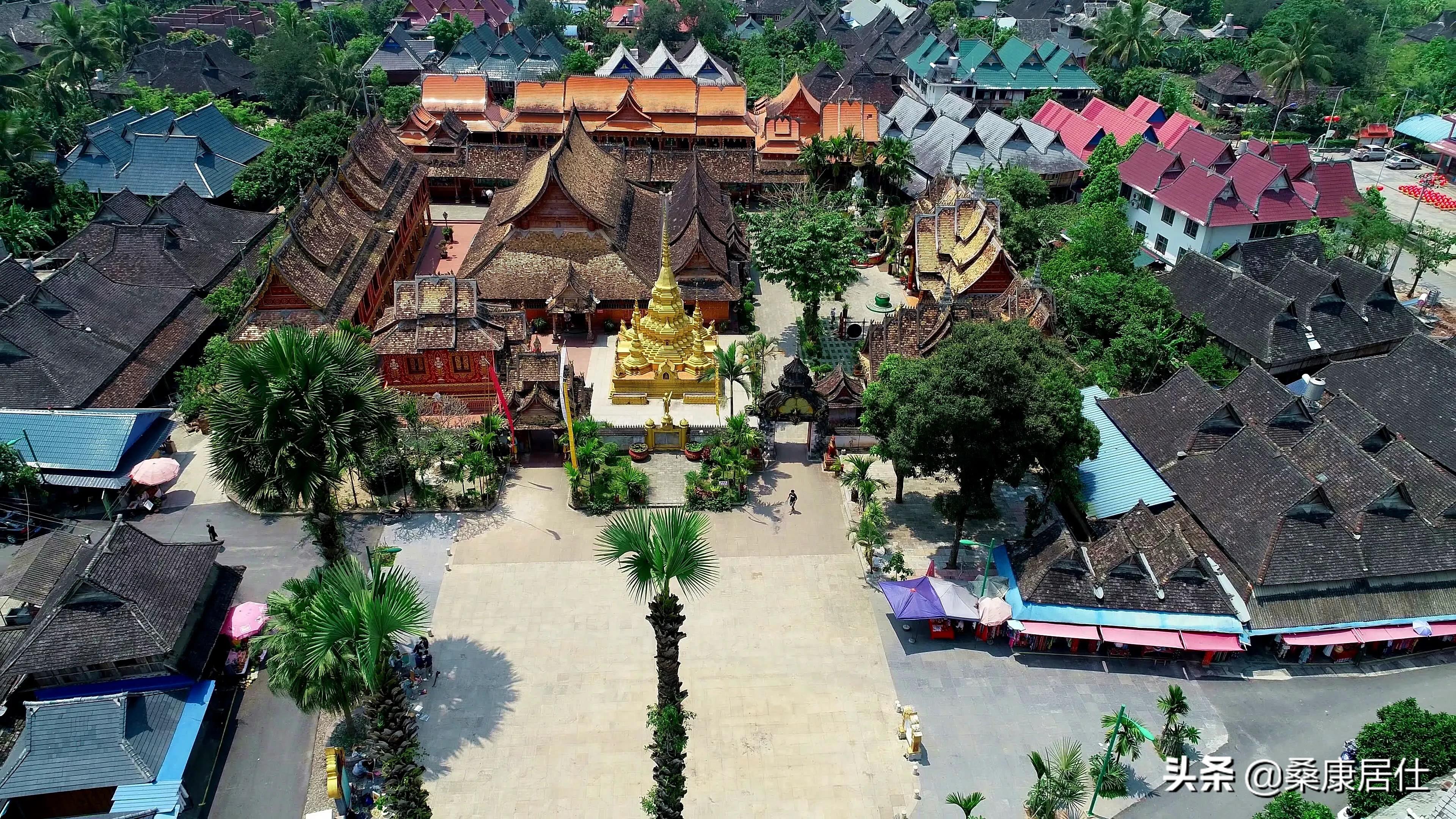 西双版纳旅游直播傣族园泼水节,云南西双版纳泼水节旅游攻略