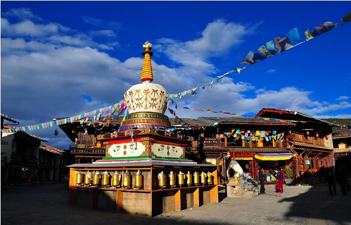 云南大火烧了哪个景点,云南之前大火的室外景点