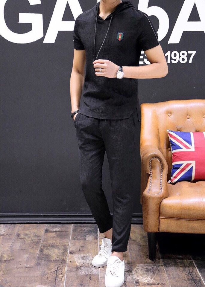 成都专柜奢侈品濒危广州地下古奇阿玛尼原单复刻服装市场大清洗