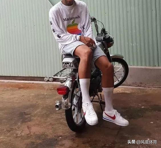 适合学生党便宜又好看的跑鞋,适合学生党的跑鞋便宜又好看