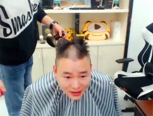 狂人的剑魂和旭旭宝宝的剑魂,dnf狂人剑魂号pk