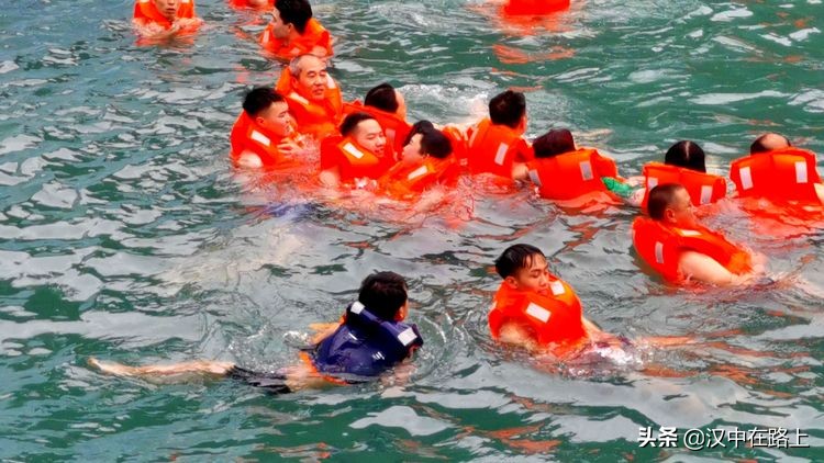 汉中市留坝县中国栈道欢乐水世界,汉中去留坝水世界攻略