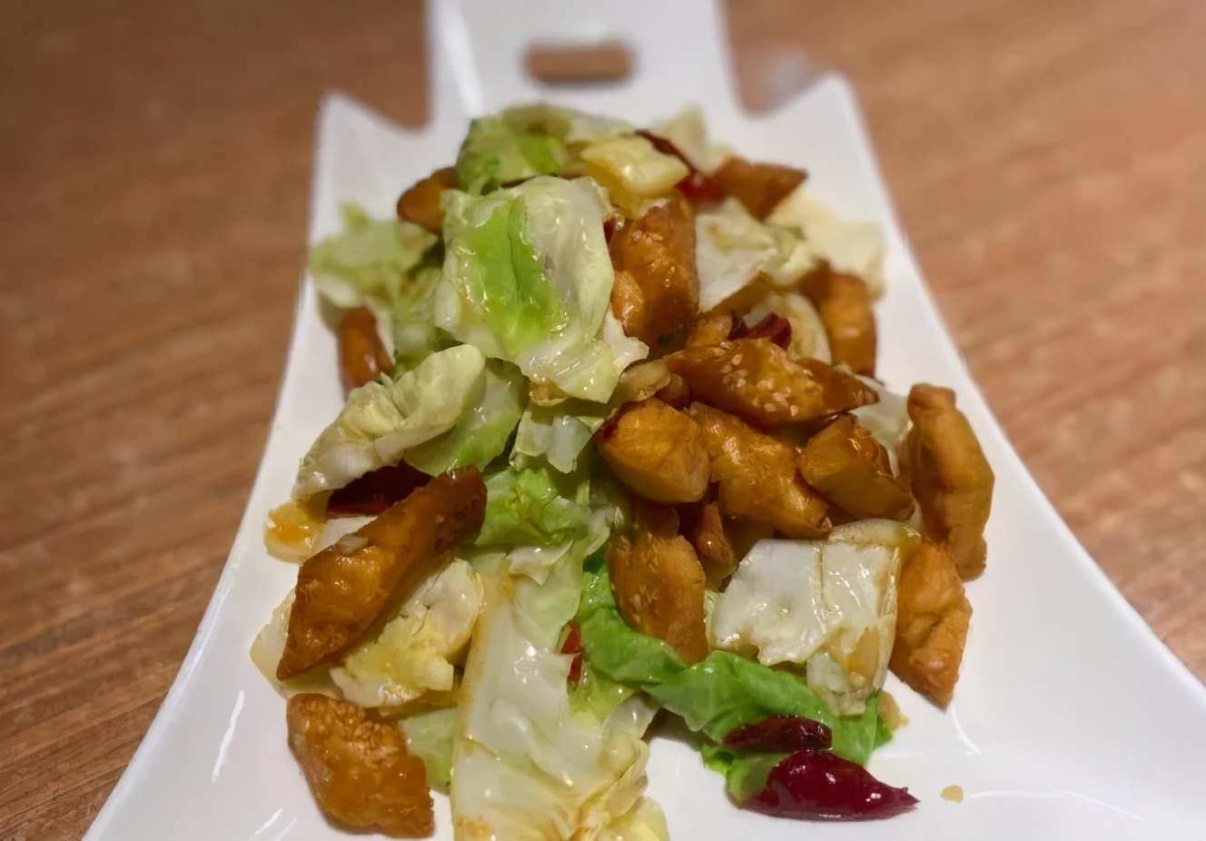 新疆大盘鸡必吃十大特色菜,南北疆美食大盘鸡