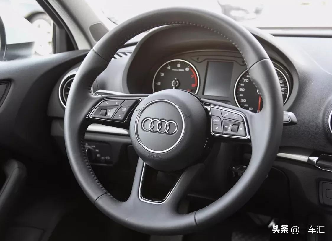 德系第四代奥迪a3的价格和配置,奥迪a32.0t45tfsisline