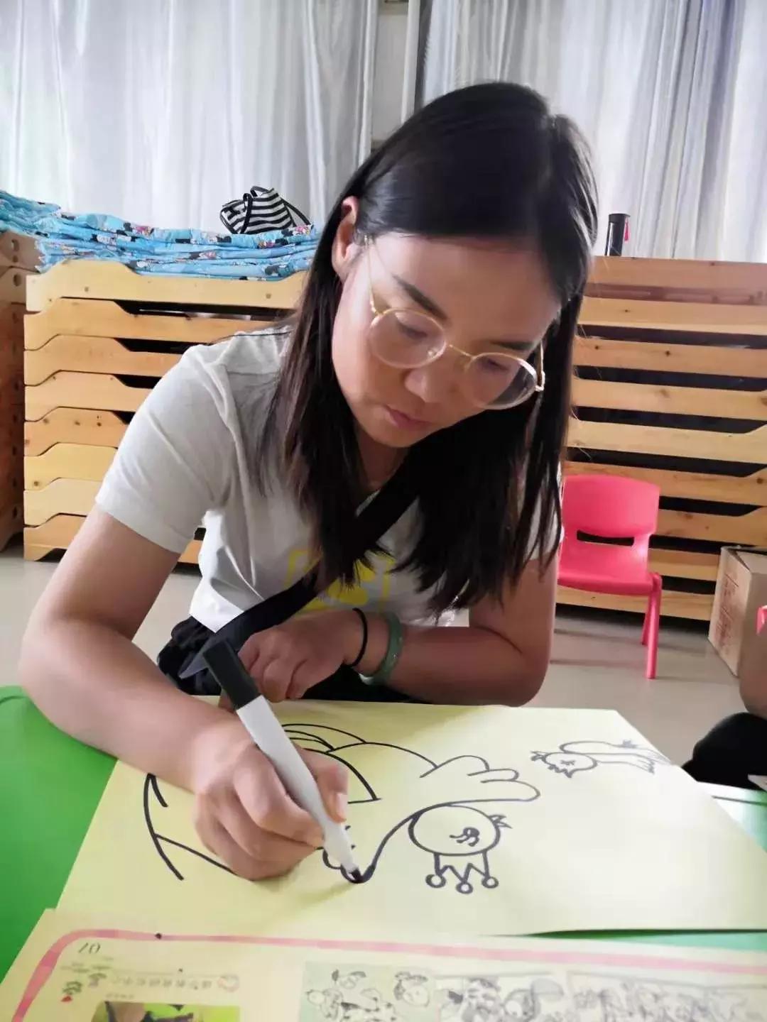 师爱如蜜，用心铺开童话之路，格林童话幼儿园喜迎开学季