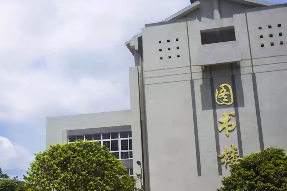 柳州市十大重点中学,广西柳州初中排名