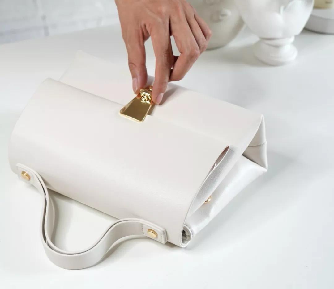 coach和celine哪个高档,coachceline包