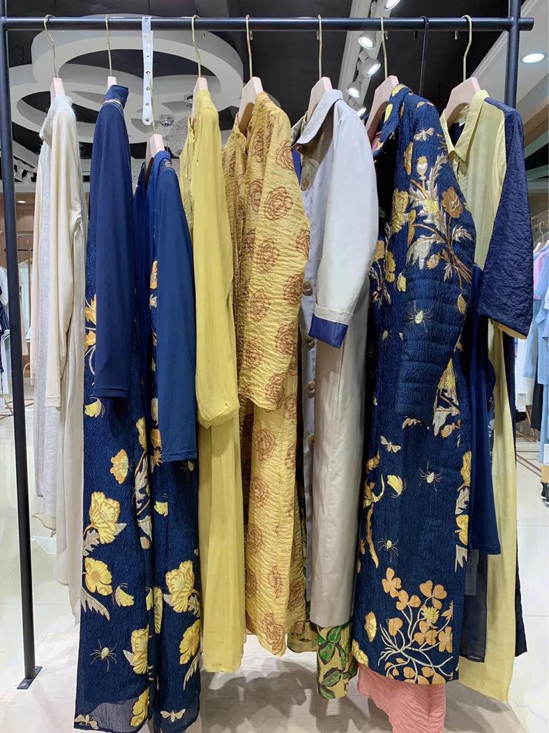 批发品牌女装折扣,西乡品牌折扣女装批发