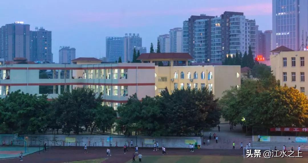 眉山实验高级中学2023年高考喜报,眉山中学2022年高考成绩公布