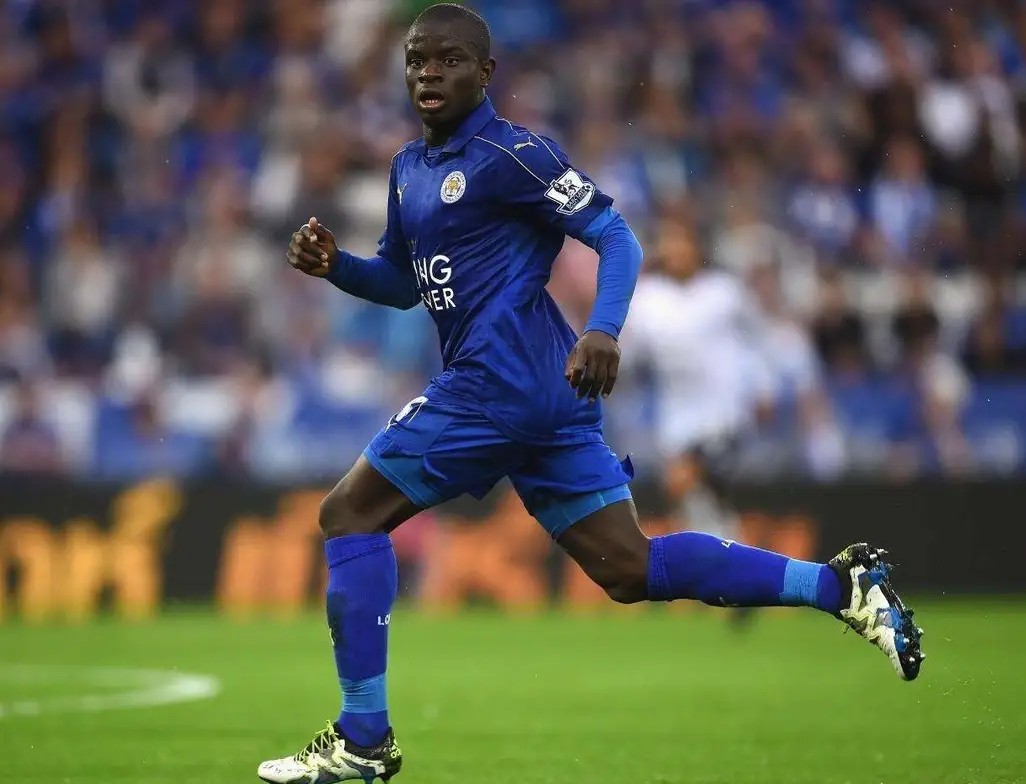 现代足球的中场,现代足球后腰的作用