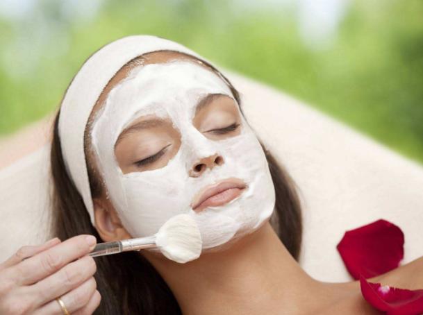 今年“颜值经济”最值得投资的两匹“小黑马”：御家汇、拉芳家化