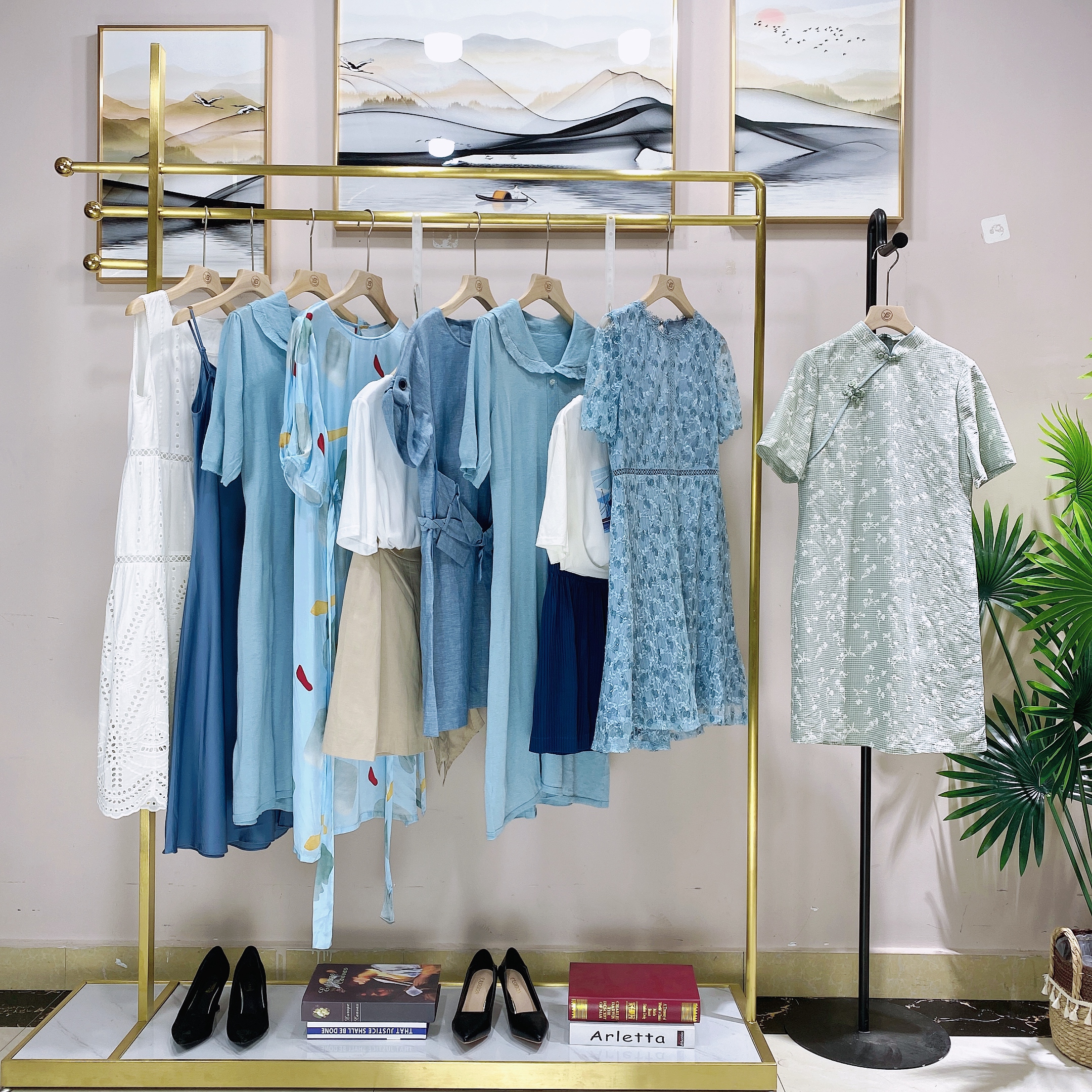 三彩女装官方旗舰店2021秋装直播,三彩品牌库存女装