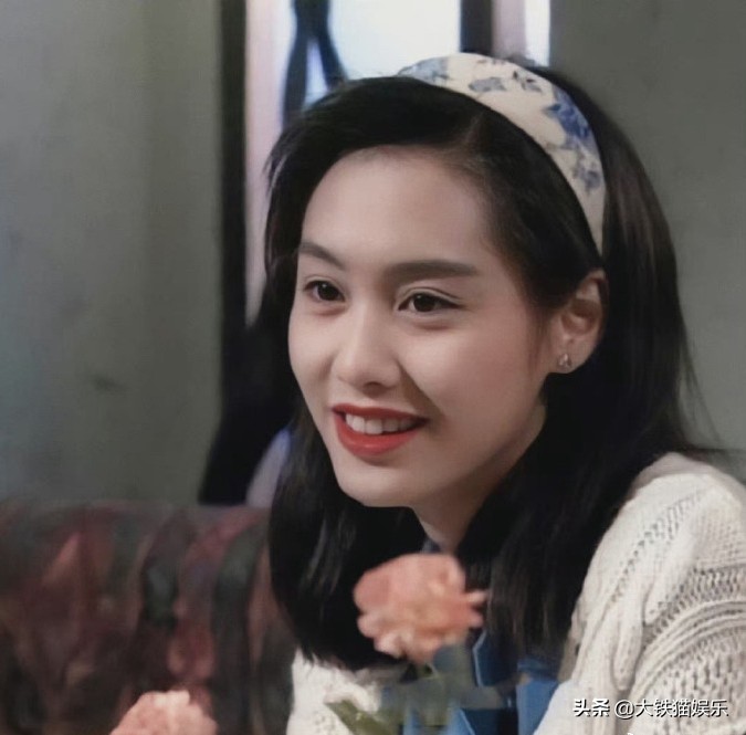 10对撞名的女星，同名不同命，有人公开互撕，有人无辜被“连坐”